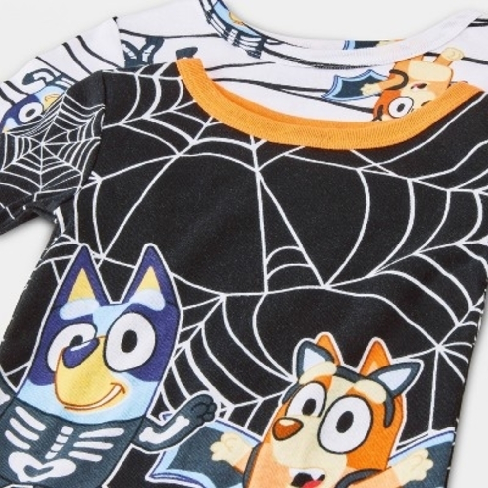 Bluey Halloween Pajamas Set Of 2 - Picture 3 of 4